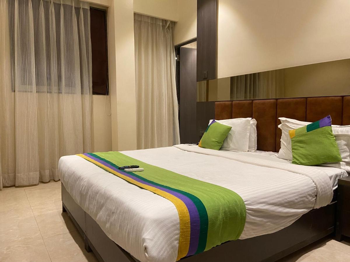 Hotel Oyster Suite Andheri West Mumbai Exteriör bild